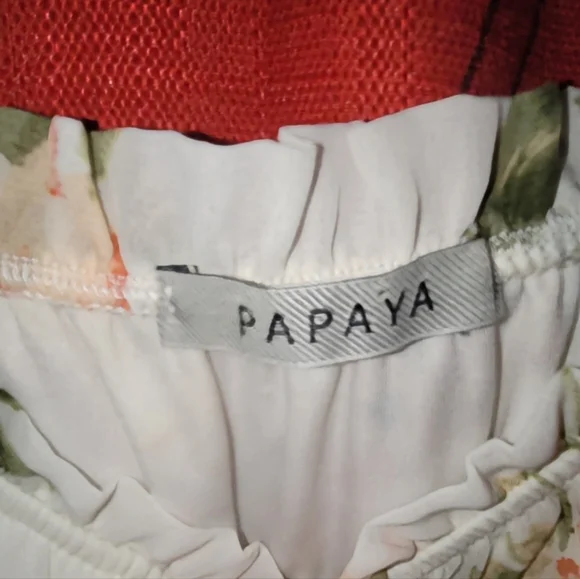 Papaya Cream Bell Sleeve Ruffled Romper - Picture 2 of 3